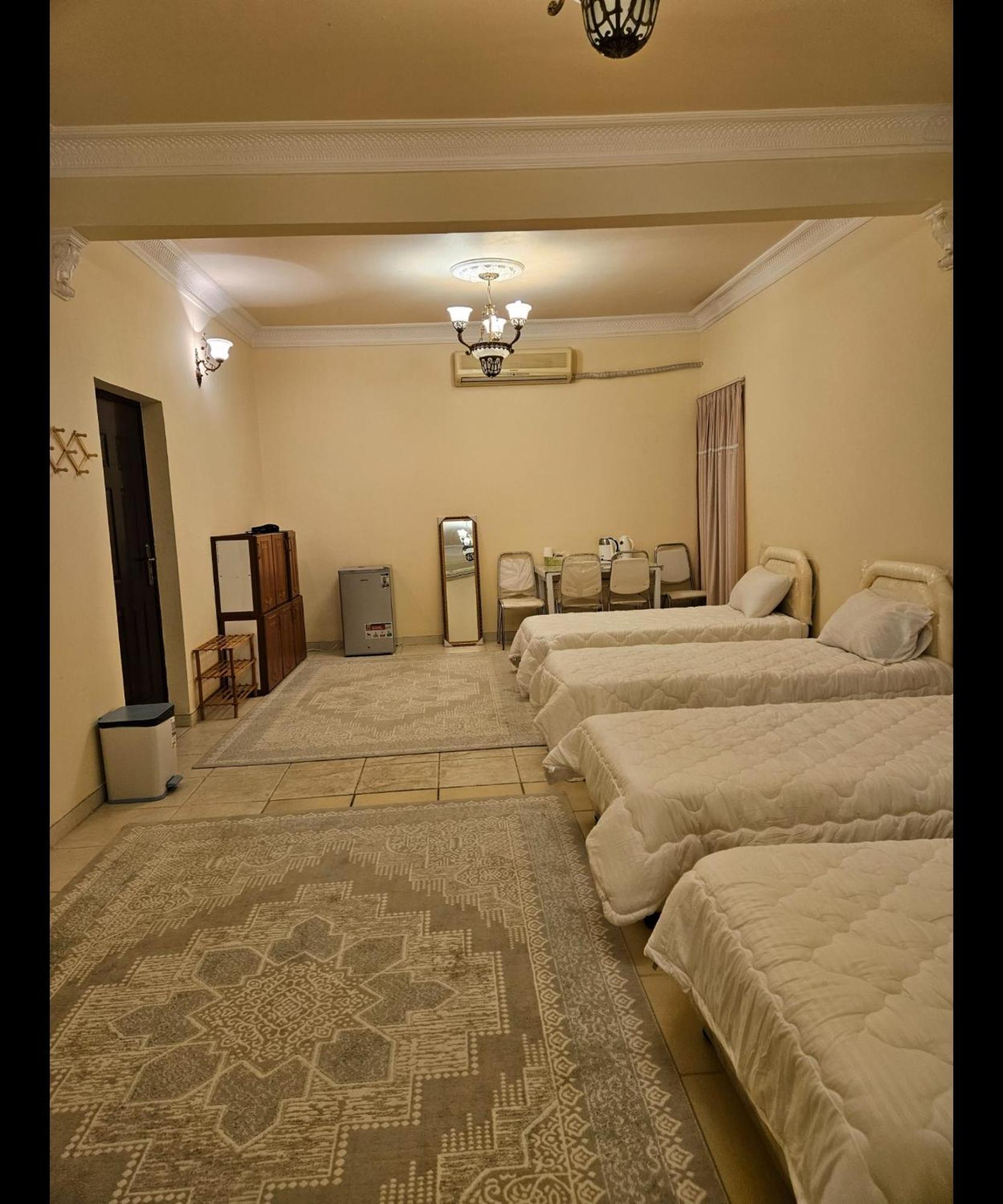 Hostel Erfan