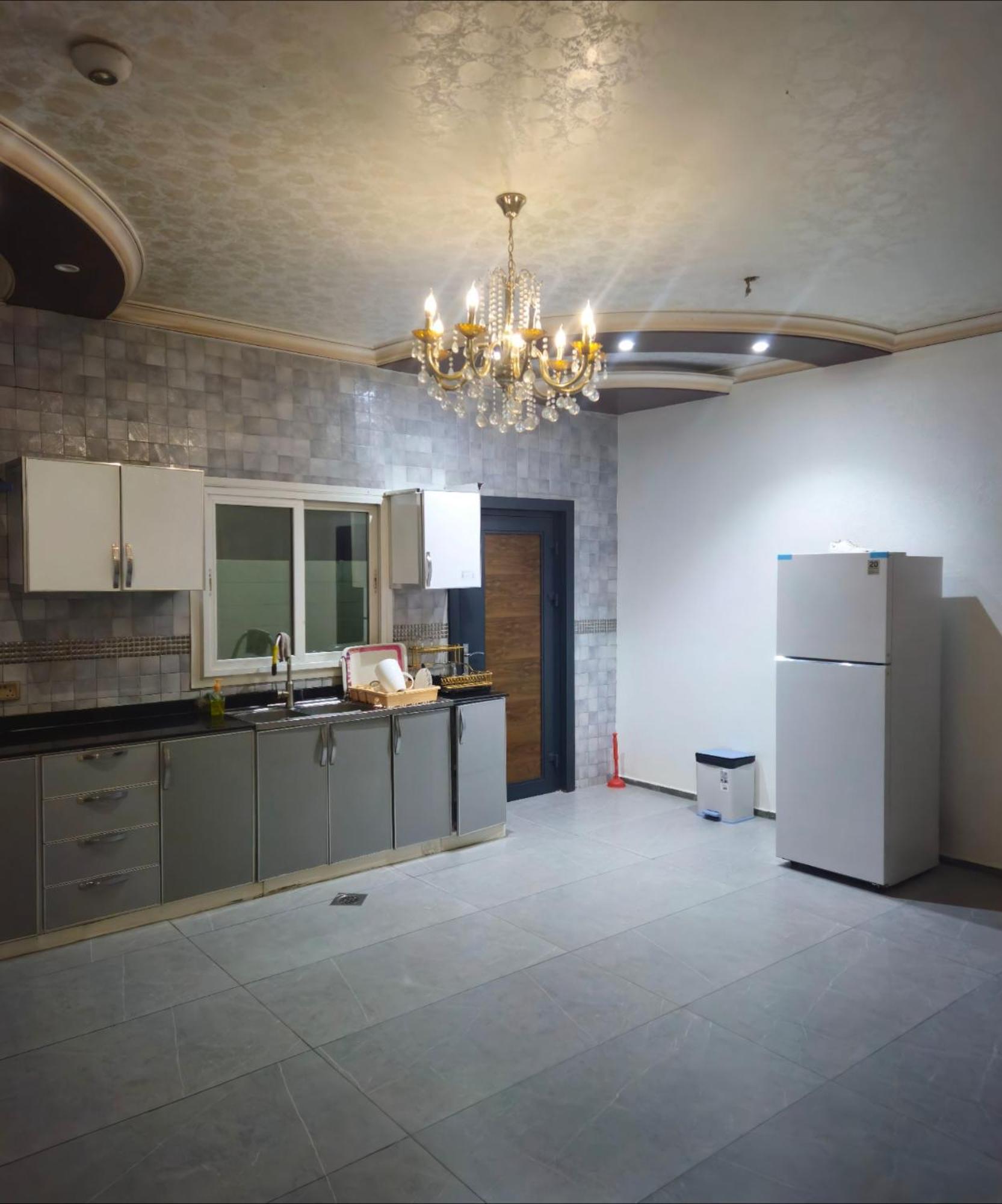 Erfan Hostel *