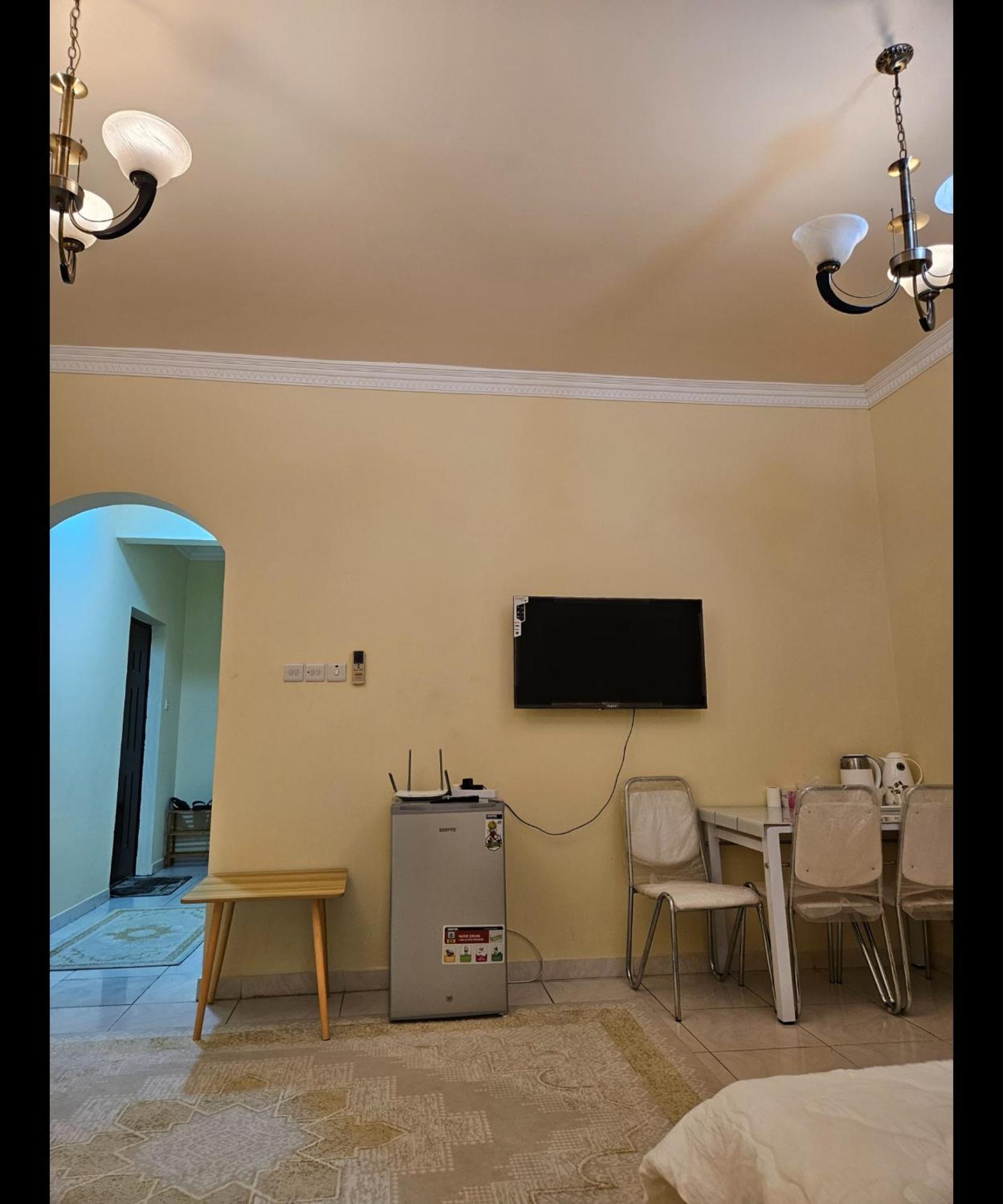 Erfan Hostel